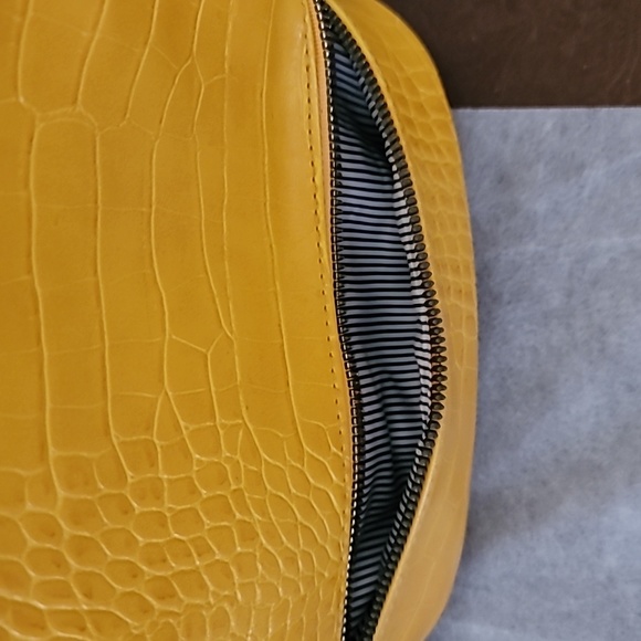 EUC womens bag set - Picture 5 of 11